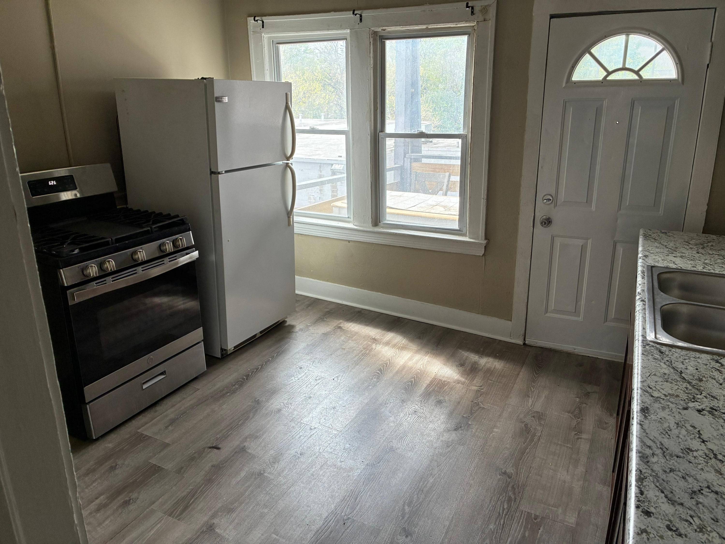 Property thumbnail image